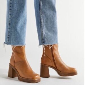 Steve Madden FANTSIE TAN LEATHER Platform Block Heel Bootie